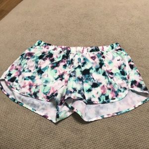 old navy multi-colored shorts